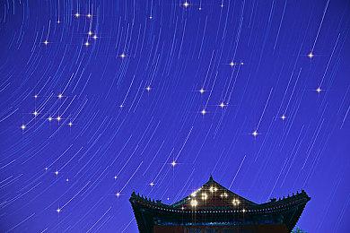 城市建造策略游戏《黑暗之秋》现已推出试玩Demo 计划于2025年正式发行